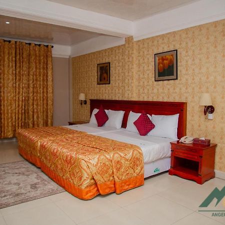 Ange Hill Hotel Accra Esterno foto